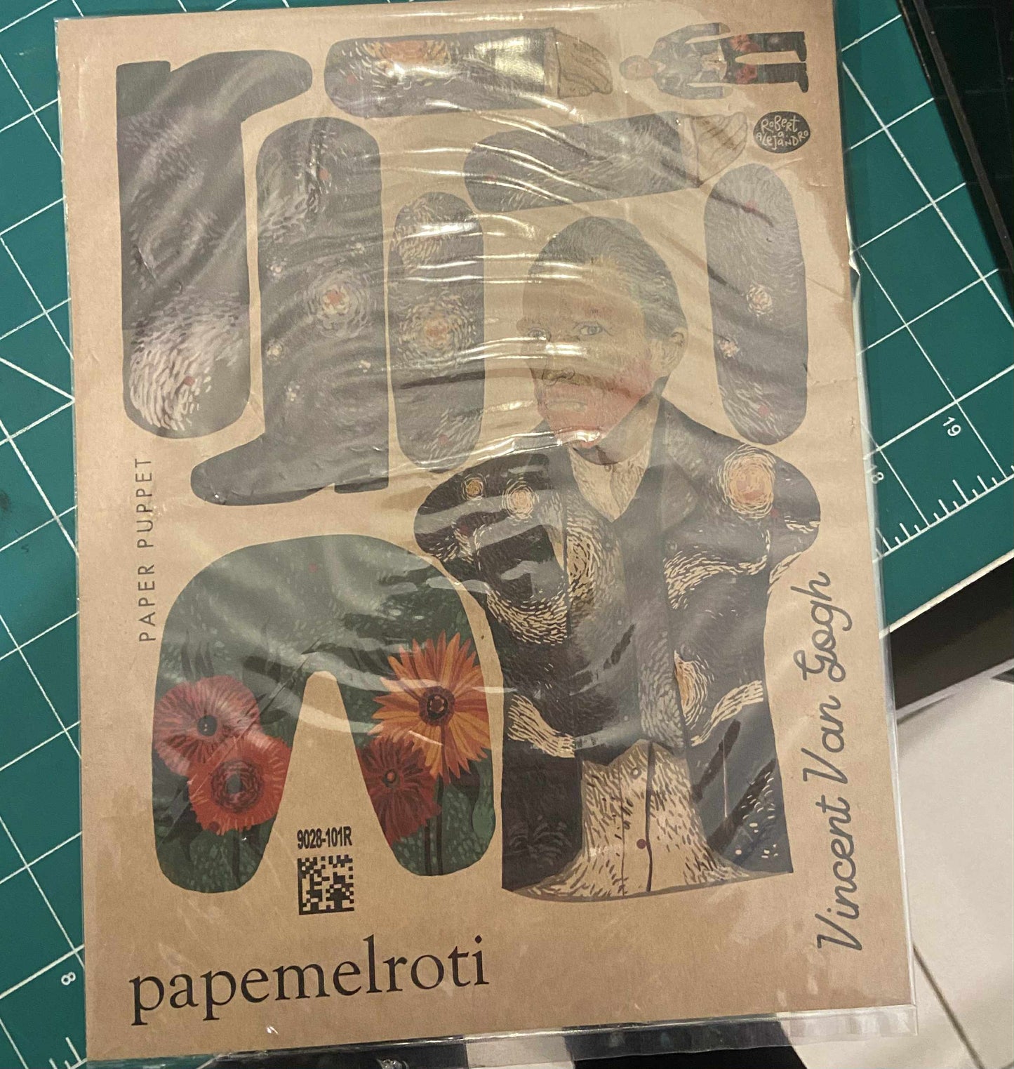 Papemelroti Articulated Paper Puppets