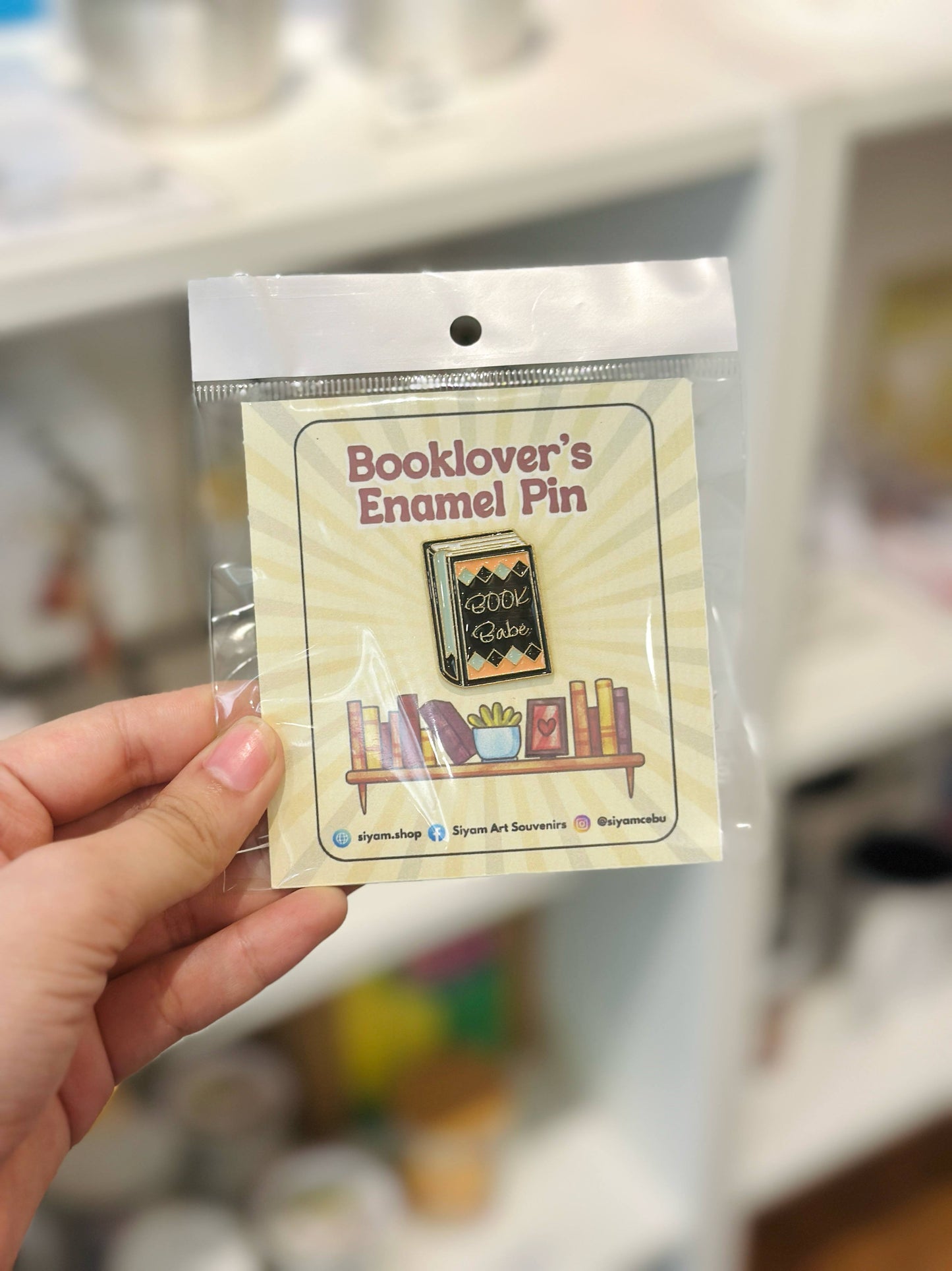Booklover’s Enamel Pin